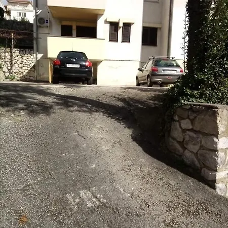 Apartment With A Parking Space - 18175