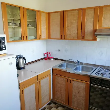 Apartment With A Parking Space - 18175 Crikvenica